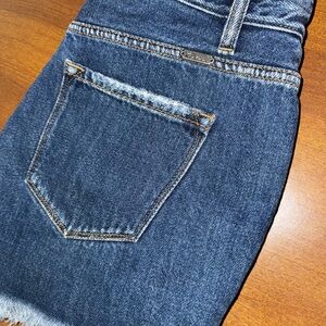 KanCan High Rise Distressed Denim Shorts Size Medium